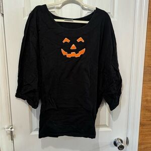 Liz & Me Black Halloween Pumpkin Face Top